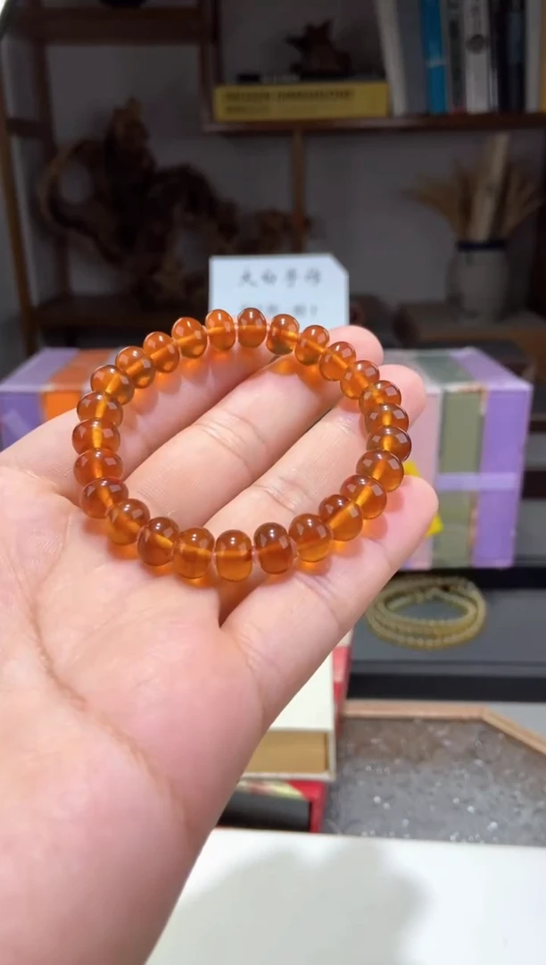 琥珀颈饰未镶嵌9+金棕珀三盘子