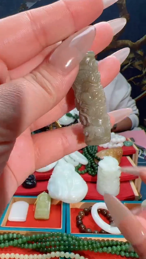 【闪购商品】和田玉吊坠未镶嵌1