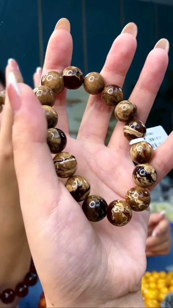 裸石琥珀未镶嵌12/10多样性发其一135