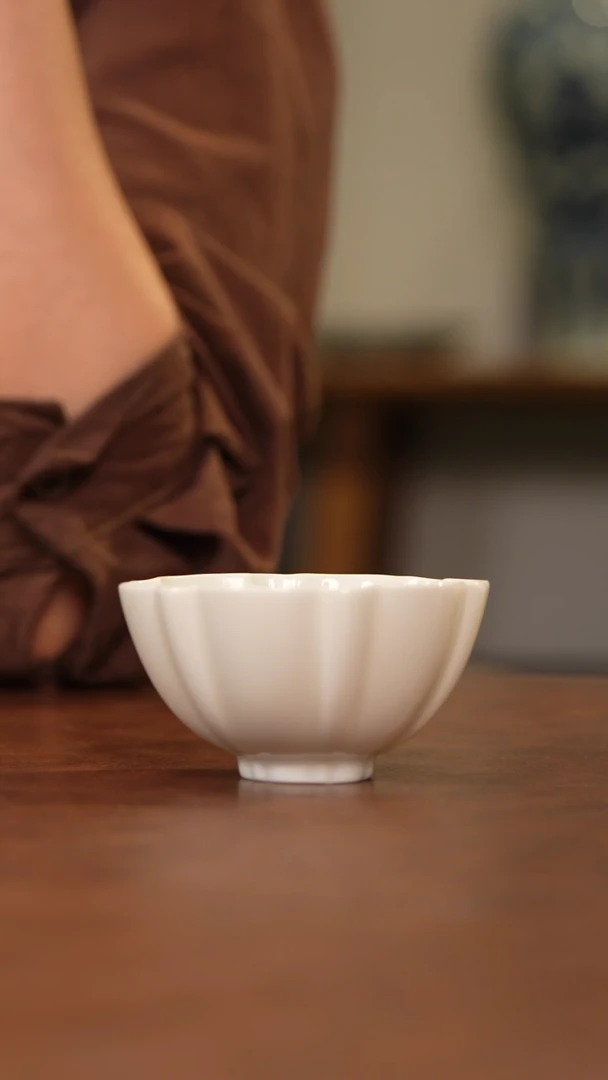 杯景德镇花口主人杯