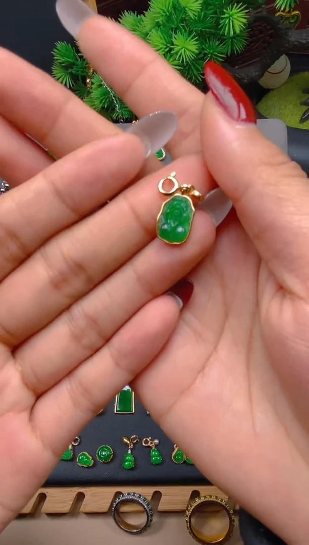 吊坠(不含链)银S925镶嵌翡翠貔貅万能扣