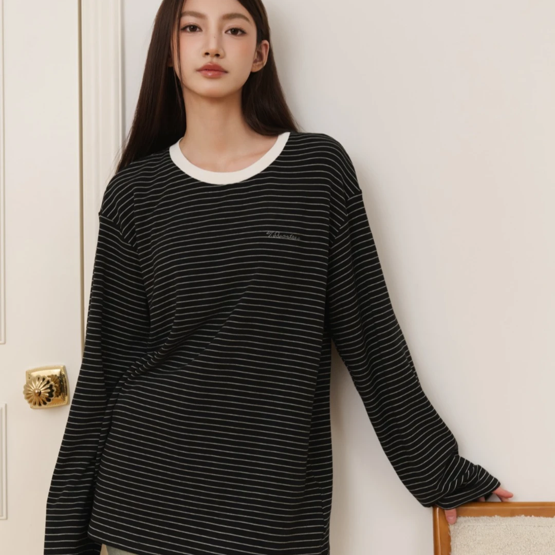 【Three Quarters】24AW 黑色条纹德绒logo烫钻休闲T恤-799