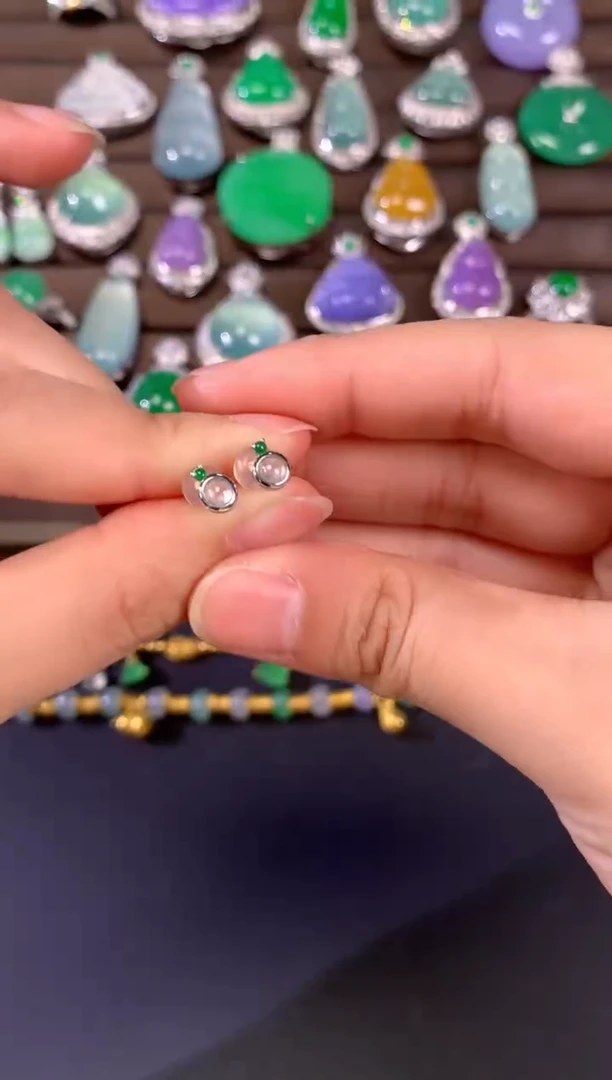 【闪购商品】翡翠耳饰未镶嵌A750|(多样性发货）拍一发一