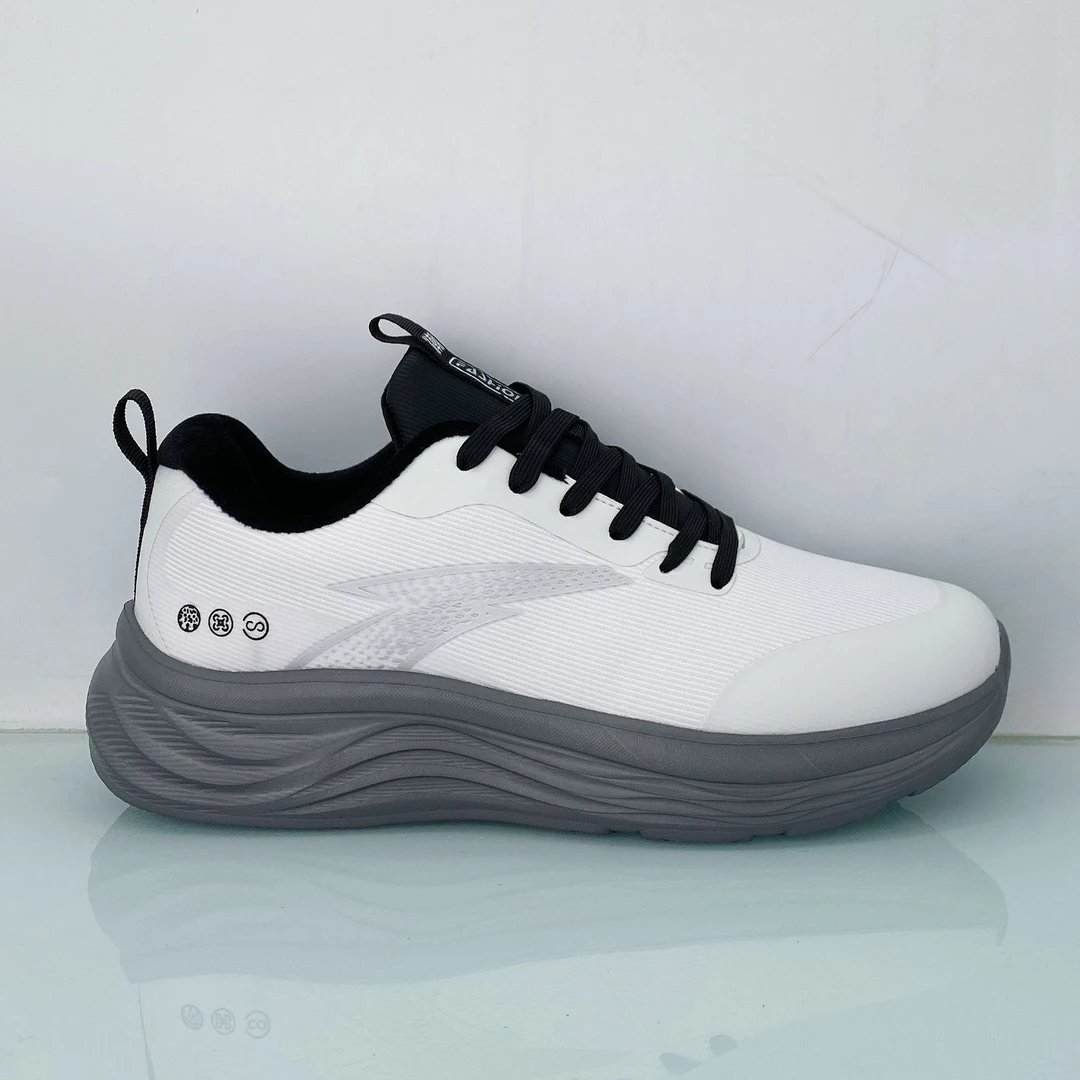 【一森家】新款加绒加大舒适潮流时尚百搭运动休闲鞋5358