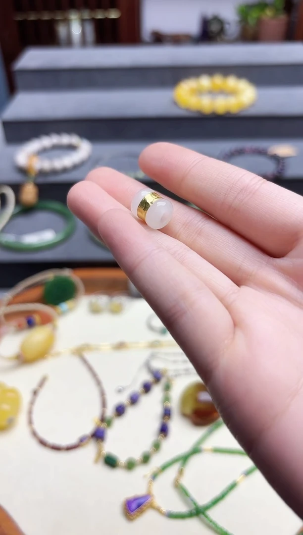 未镶嵌车挂玛瑙/玉髓玛瑙桶珠配饰9*11mmZD