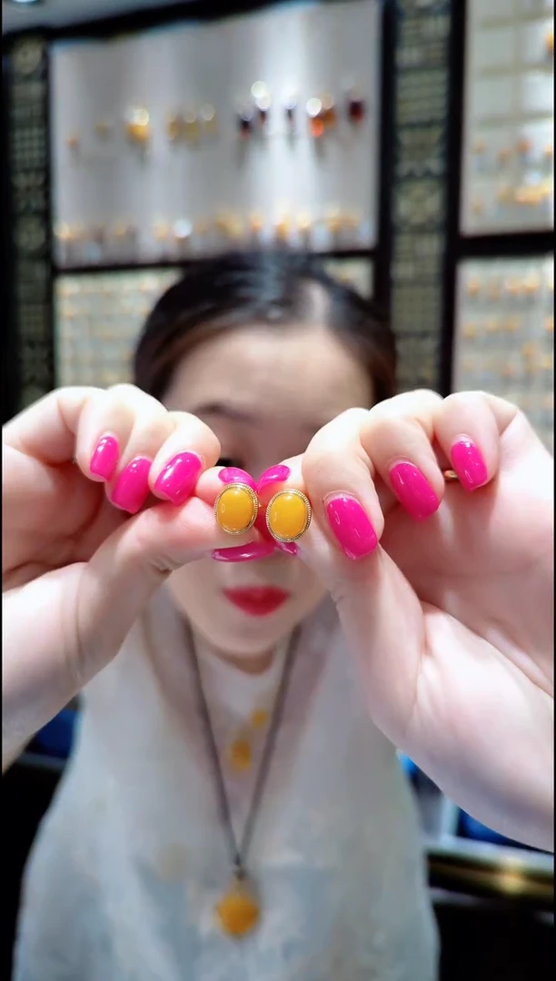 银S925镀金镶嵌蜜蜡耳饰﹣A003蜜蜡耳坠