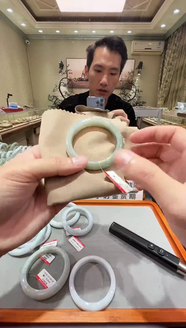 纯天然缅甸A货翡翠手镯50-51mm-纹裂-1-73号-福利镯