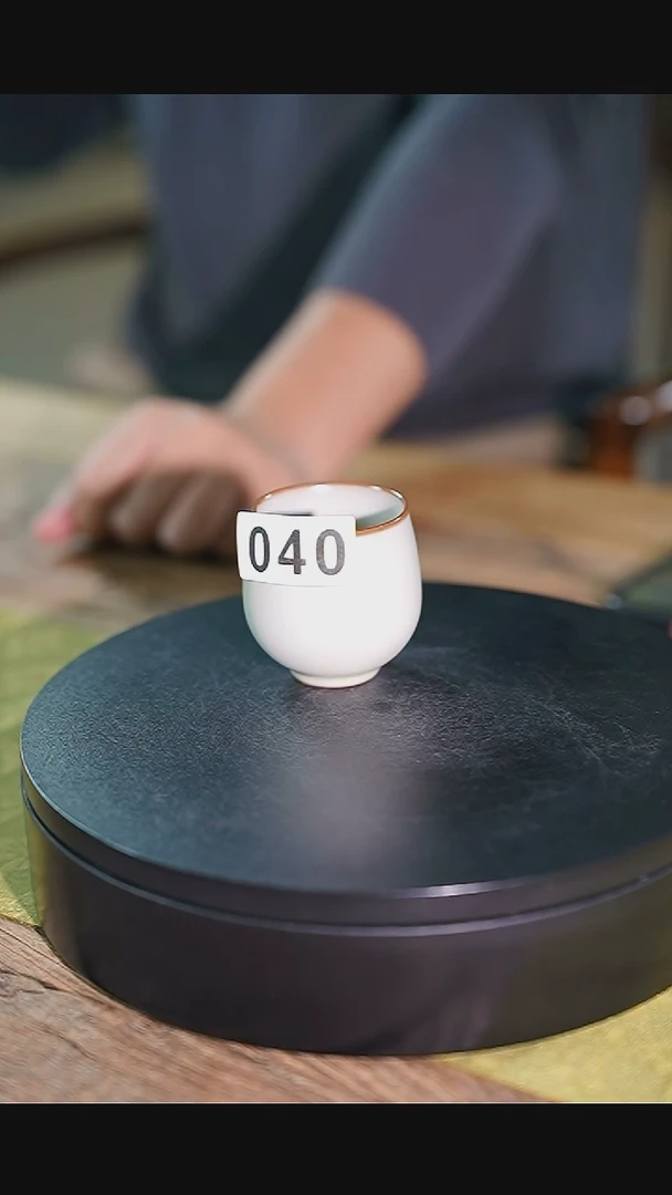 040白色小杯子茶具