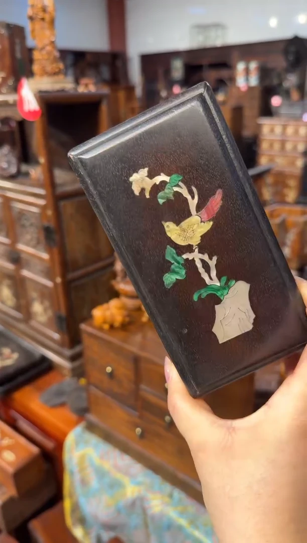 木木头款紫檀鸟踏花枝机关盒98.888888