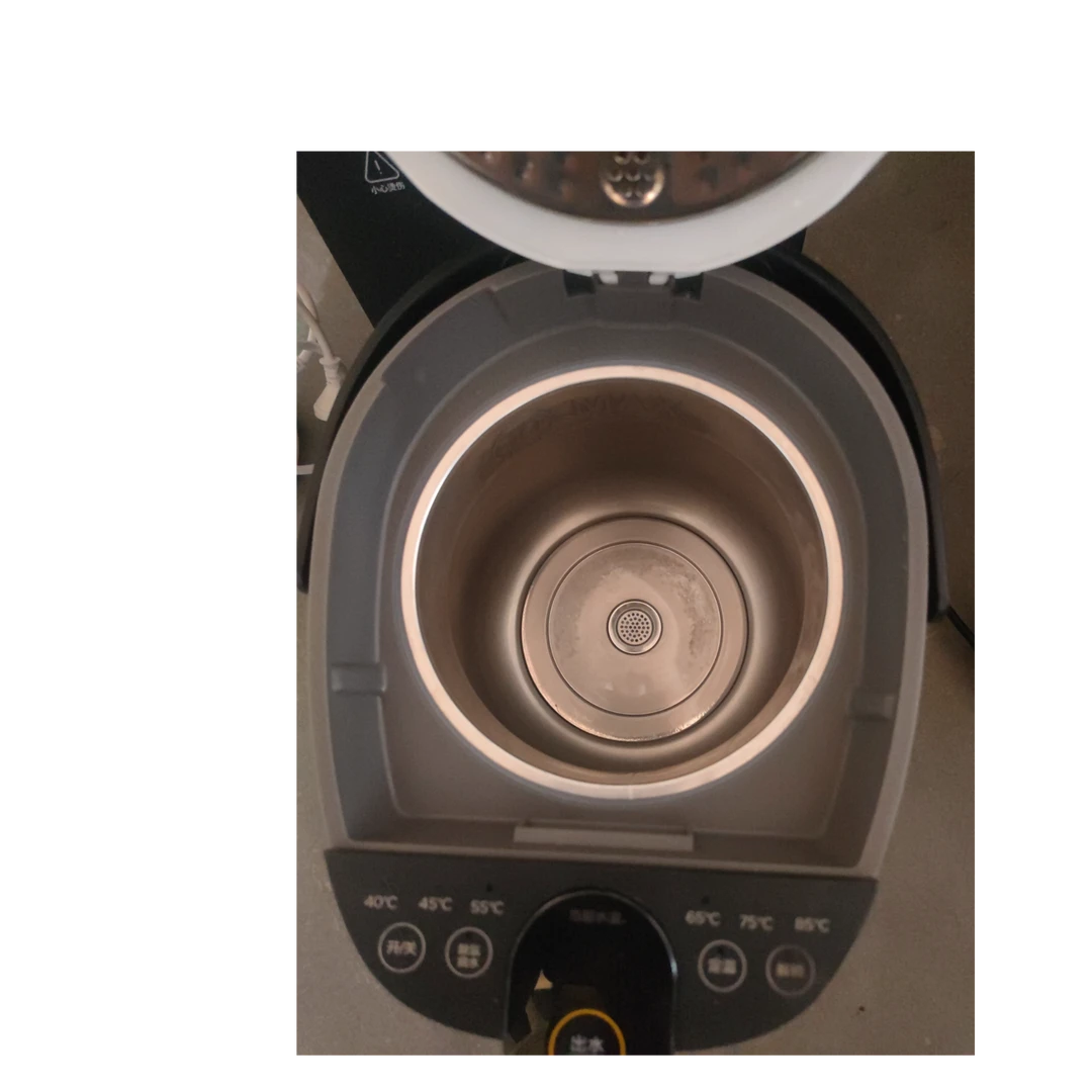 9新 Midea/美的 【二手】中央仓电热水壶轻微划痕功能完好