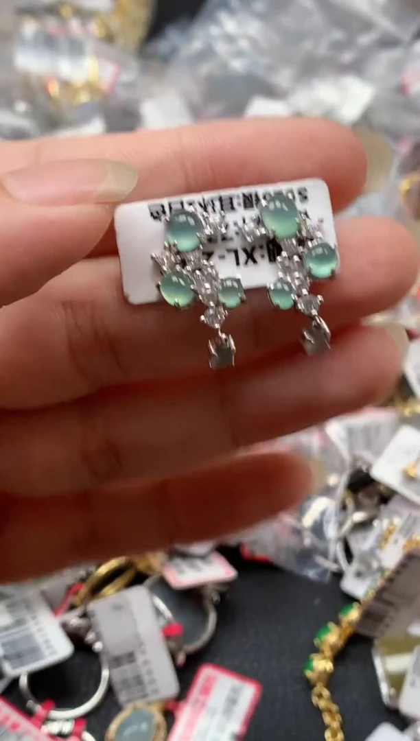 翡翠戒指银S925镶嵌天然A货缅甸翡翠