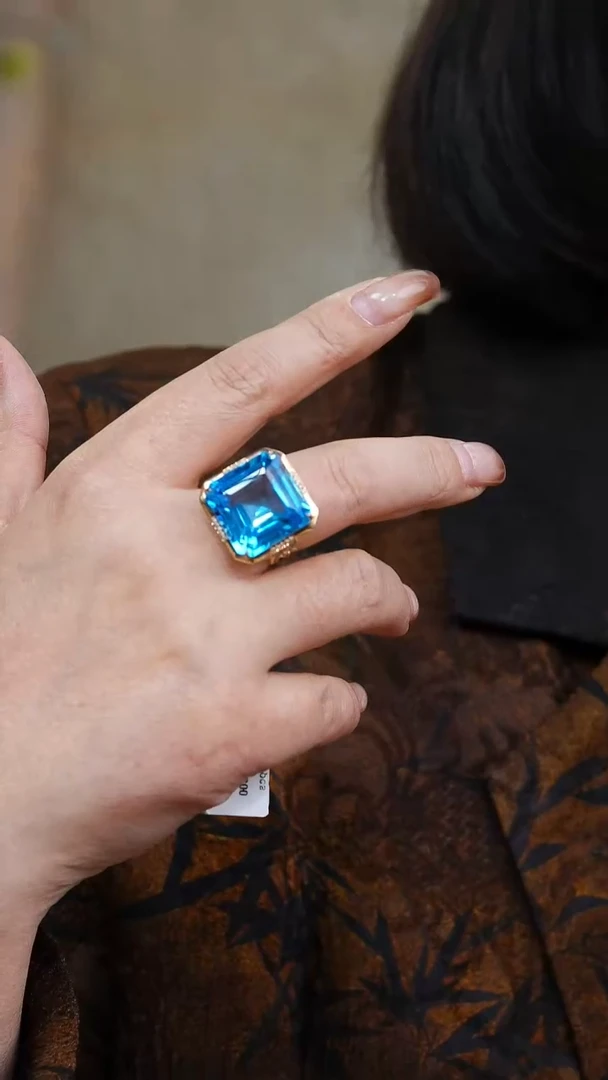 【闪购商品】托帕石戒指18K金镶嵌013