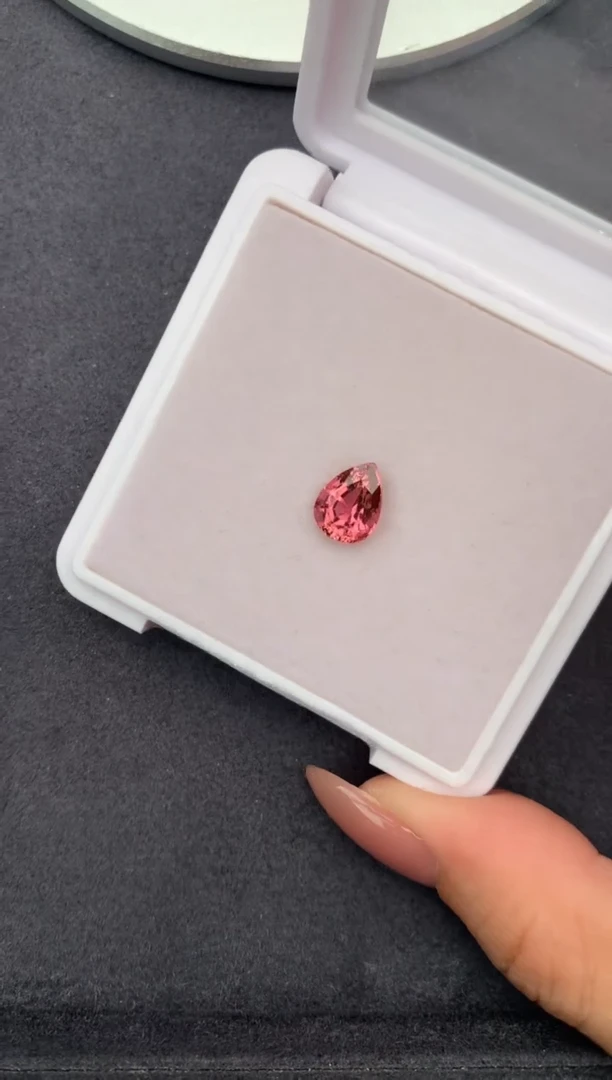 未镶嵌珠宝半成品碧玺1.8ct 粉碧玺  FH  定制
