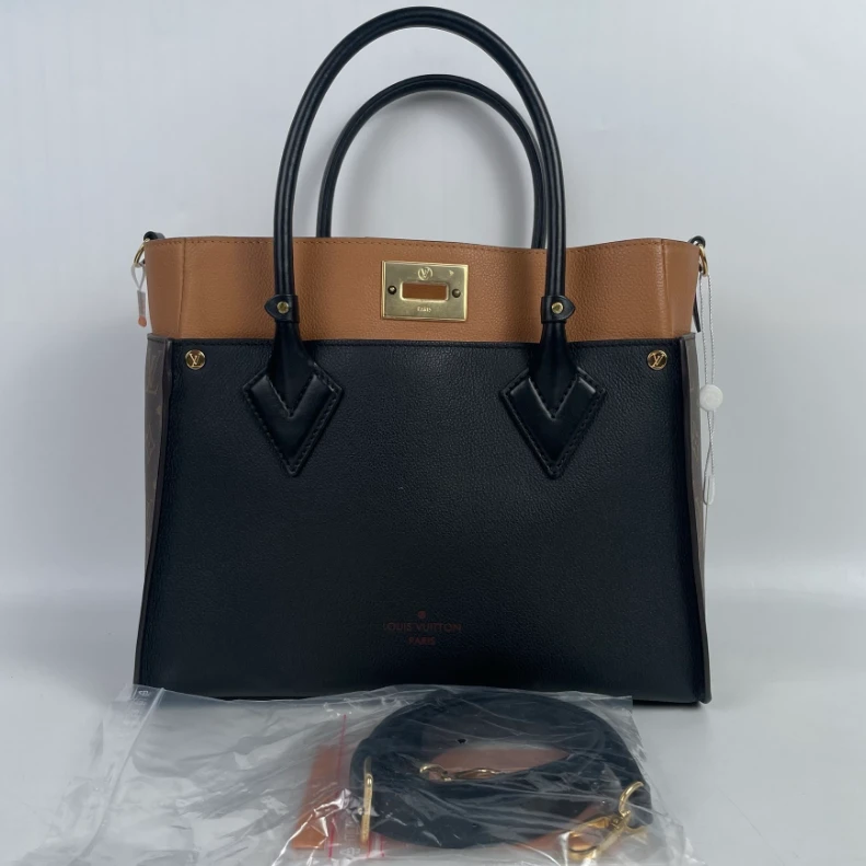 95新 LouisVuitton/路易威登 LV牛皮onmyside中号包黑色芯片款