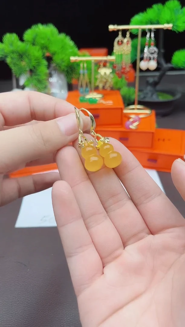 【闪购商品】玛瑙/玉髓耳钉银S925镶嵌333000