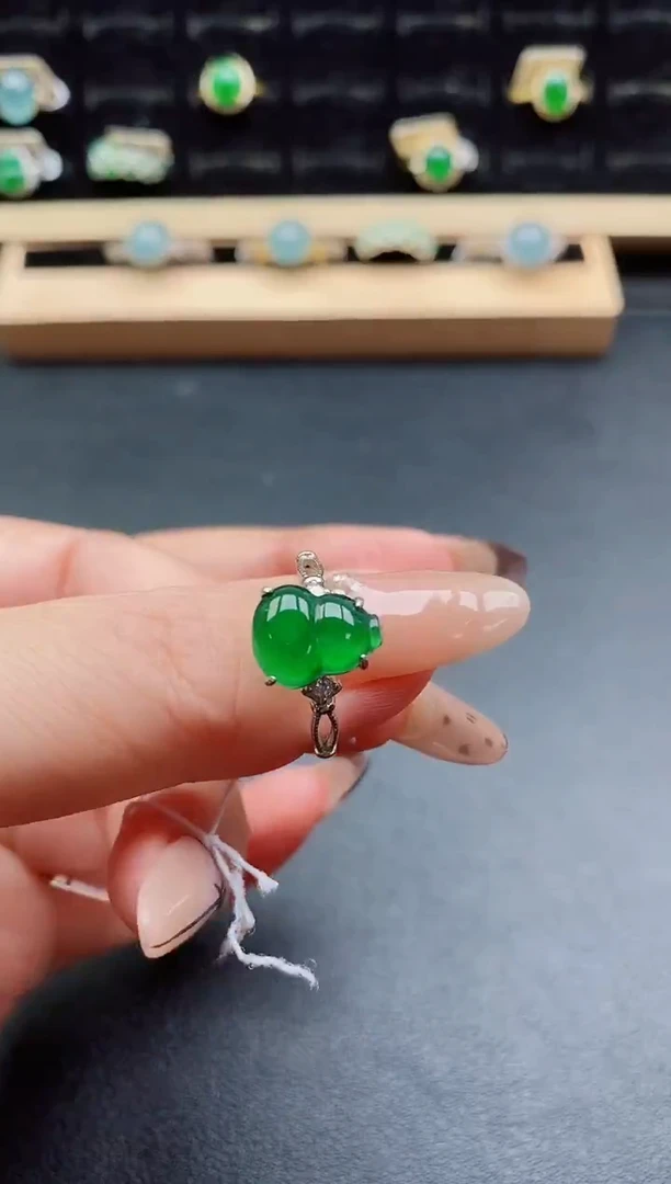 银S925镶嵌戒指翡翠1