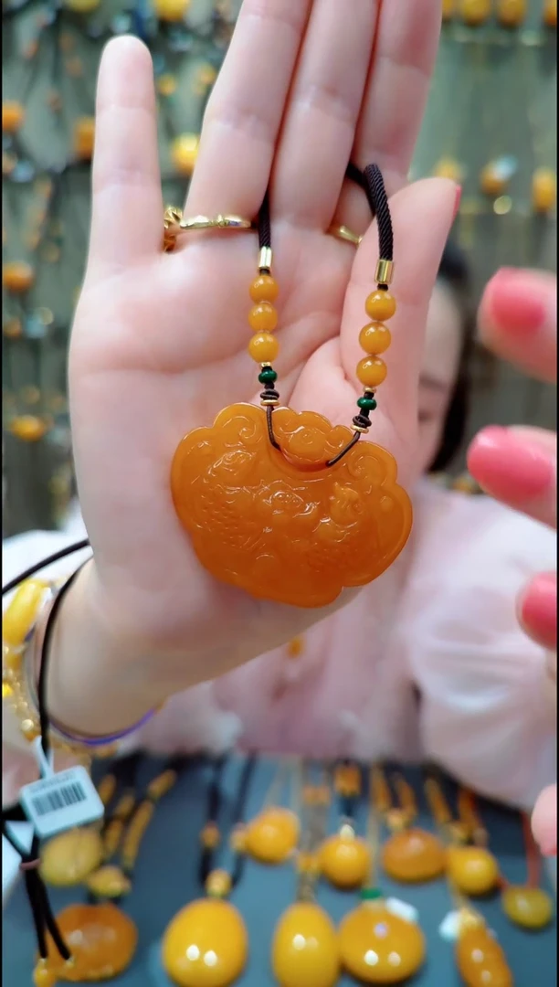 蜜蜡未镶嵌珠宝奇石﹣G245蜜蜡吊坠