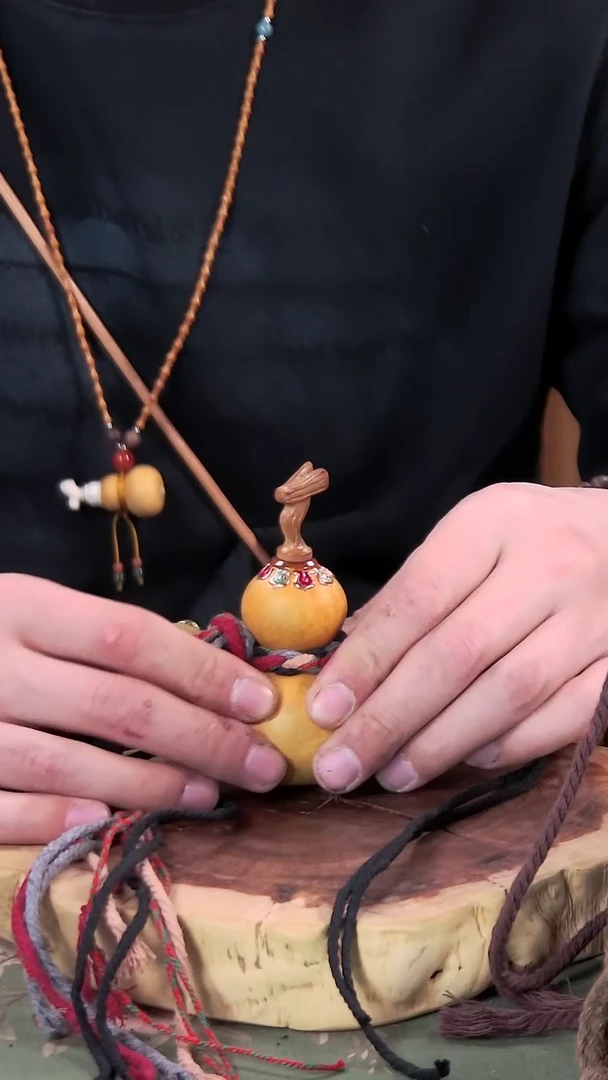 君*语古艺高师傅大漆养剑葫 编号140