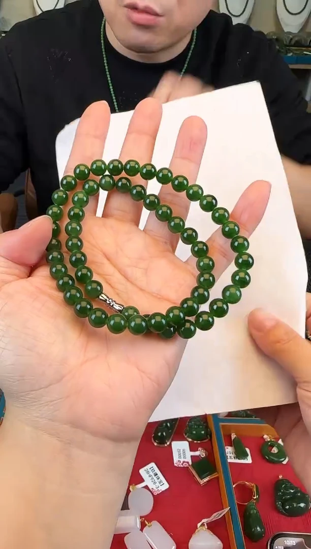 颈饰未镶嵌和田玉卡8妈妈链