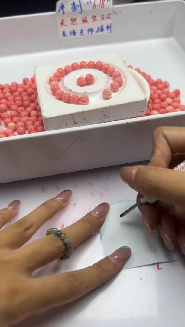 未镶嵌拼合珍珠（马贝珠）颈饰x682女*王贝回纹8mm*6个