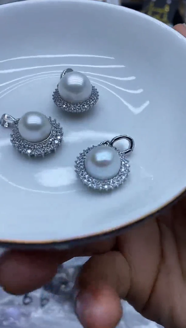 吊坠(不含链)未镶嵌淡水珍珠多样性发其一