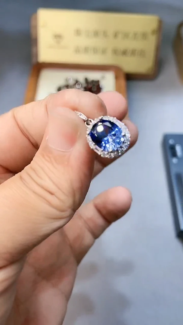 【闪购商品】蓝宝石颈饰银S925镶嵌354