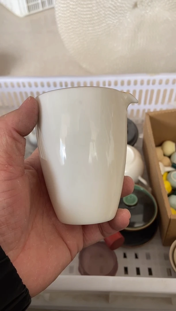 杯子瓷无运费险有瑕疵的摄影的产品有使用过的痕迹有点脏介意勿拍