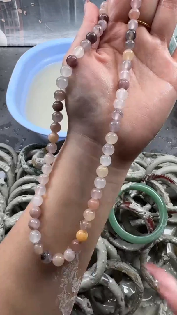 未镶嵌手镯石英质玉0