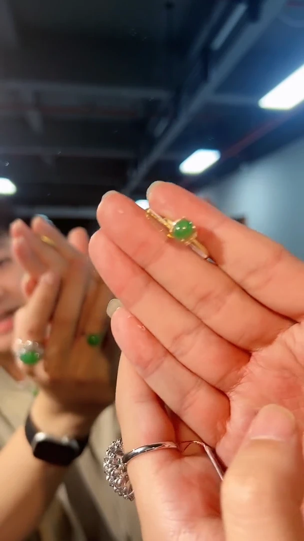 【闪购商品】翡翠戒指银S925镶嵌缅料A货/支持复检/一件