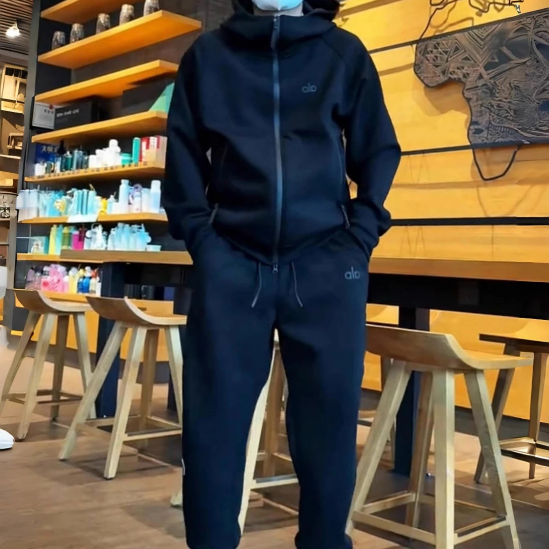 空气棉字母休闲套装男秋冬新款简约轻奢宽松连帽外套束脚裤两件套