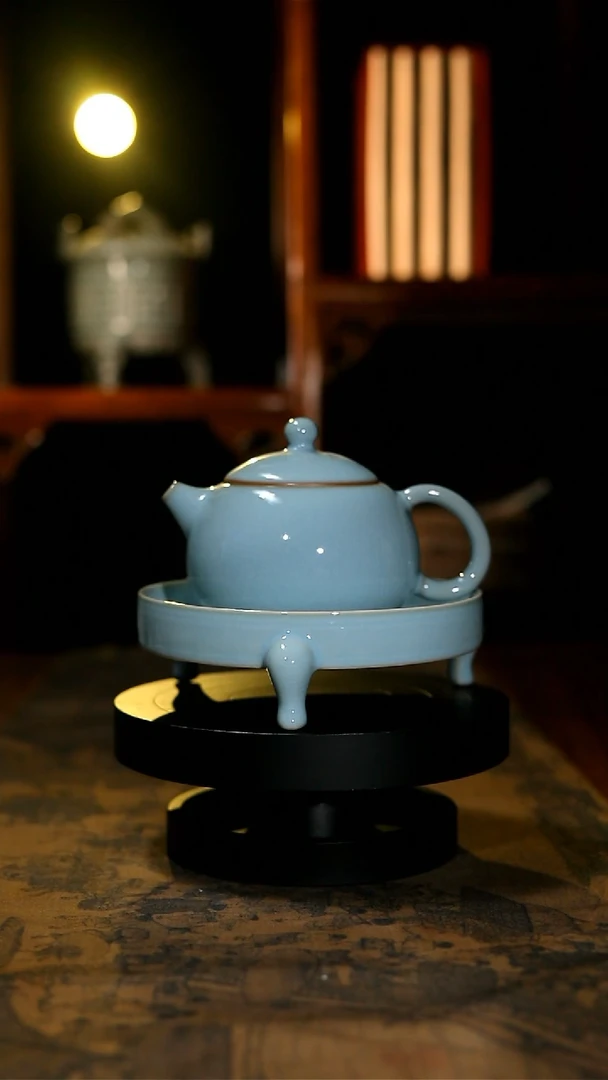 【闪购商品】洗原矿天青釉三足樽承盘