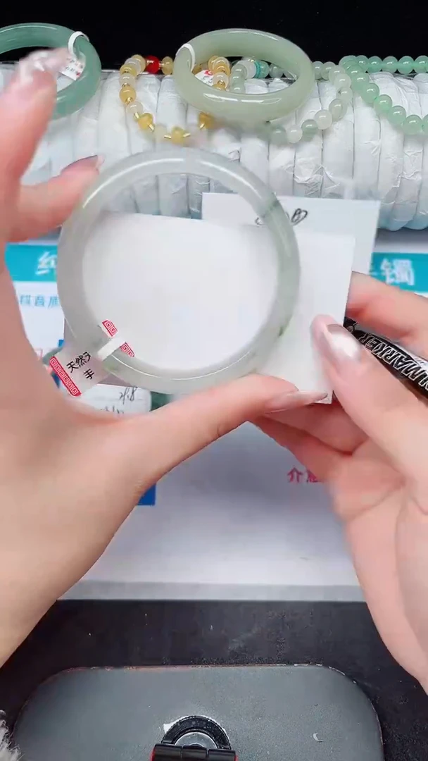 未镶嵌手镯石英质玉42-58/59