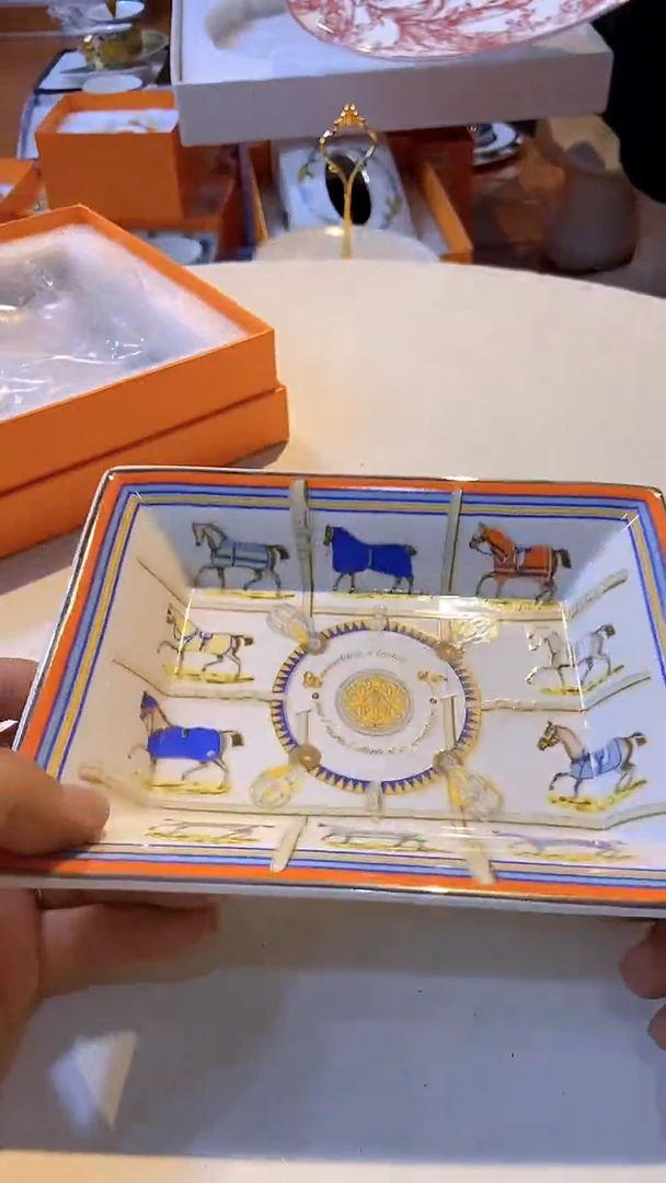鸿辉家品牌瓷器，京东包邮！