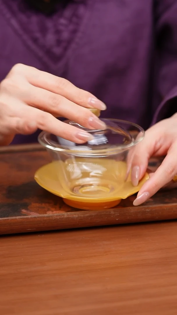 【闪购商品】禾器/晶彩沁莲盖碗/金玉/定制版