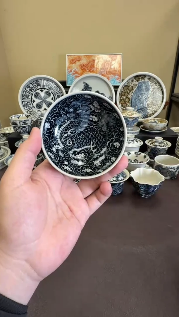 二号釉云墨麒麟普洱杯