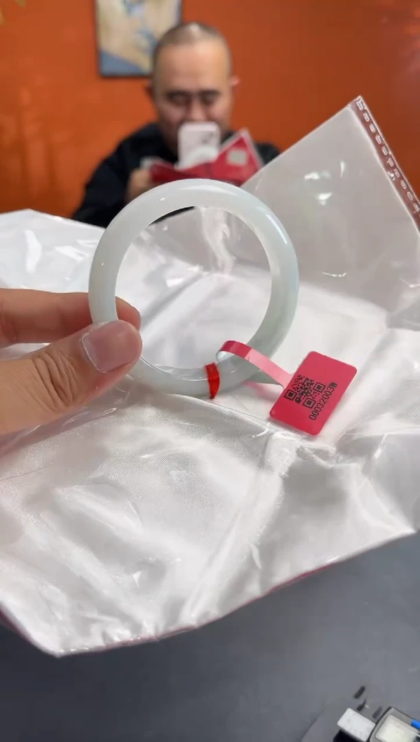 未镶嵌手镯翡翠5 55