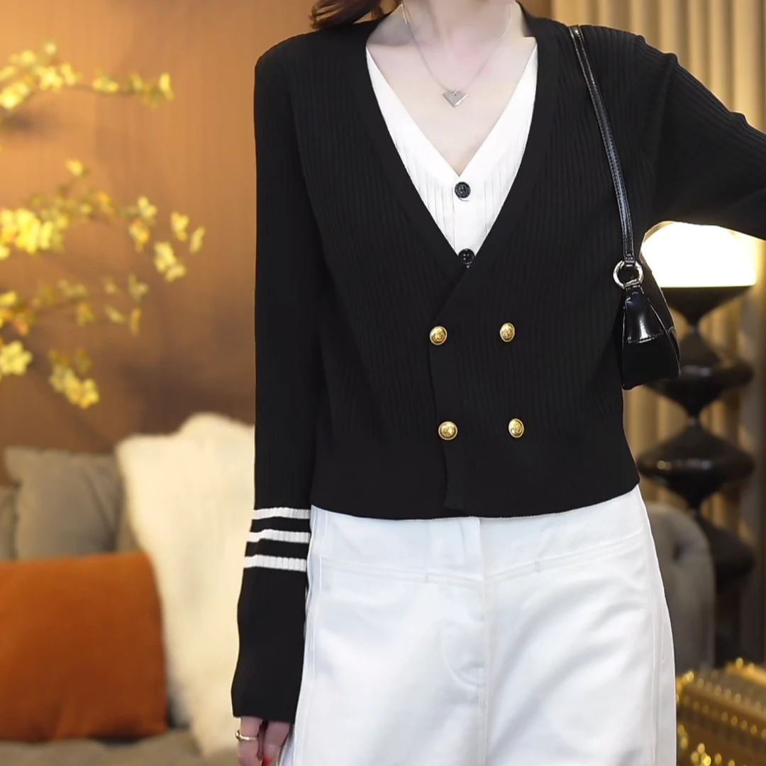 2025新款韩版刺绣双排扣V领学院风假两件长袖针织开衫外套显瘦