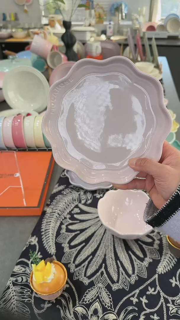 【闪购商品】瓷炻彩花边盘18cm-樱花粉