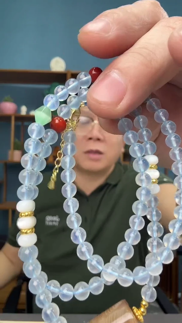 未镶嵌琥珀裸石67(有瑕介意勿拍)