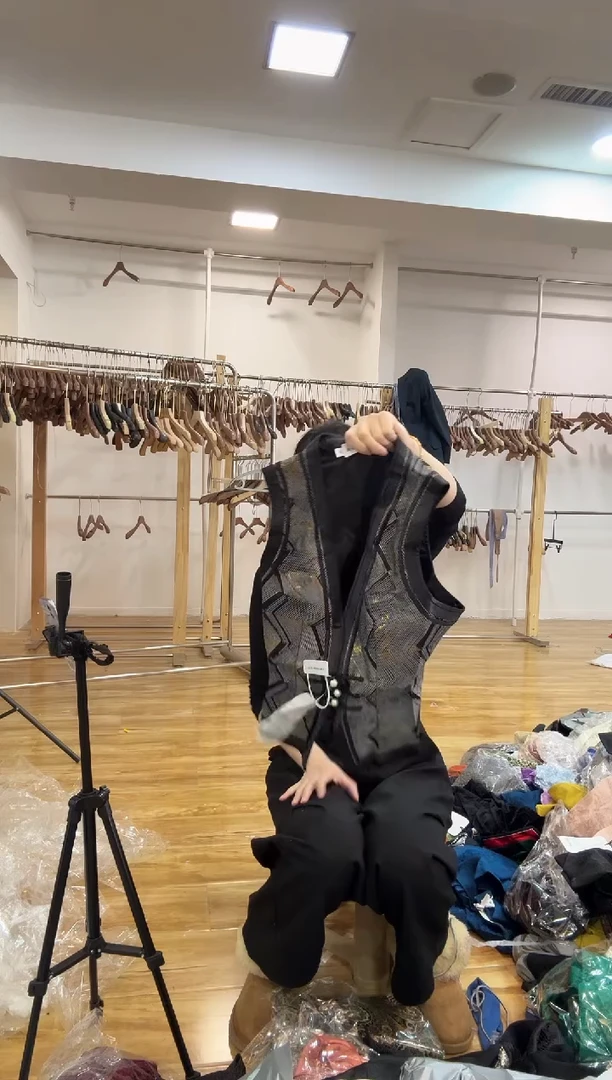 马甲 M 105斤以里