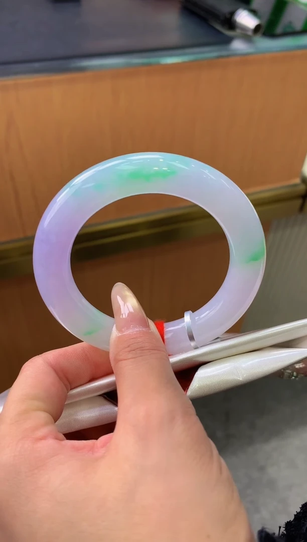 未镶嵌手镯翡翠-F3-圆条55.7-全款42万-定金2万