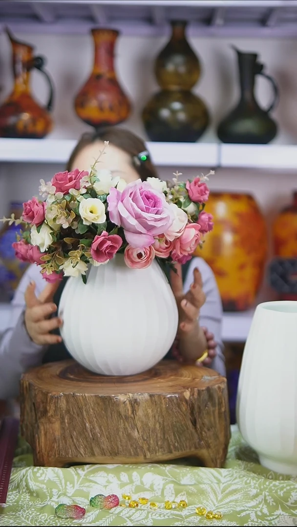 特价白色台面花瓶