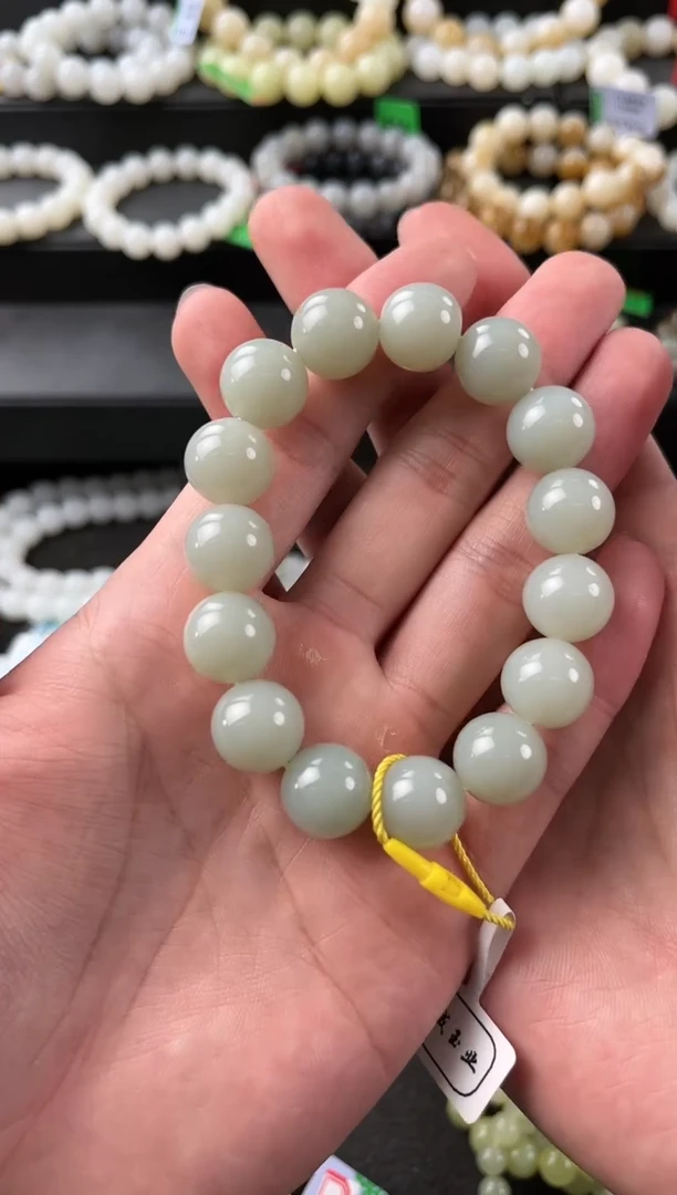【闪购商品】和田玉手串未镶嵌且末青白手串卡14mm微色差