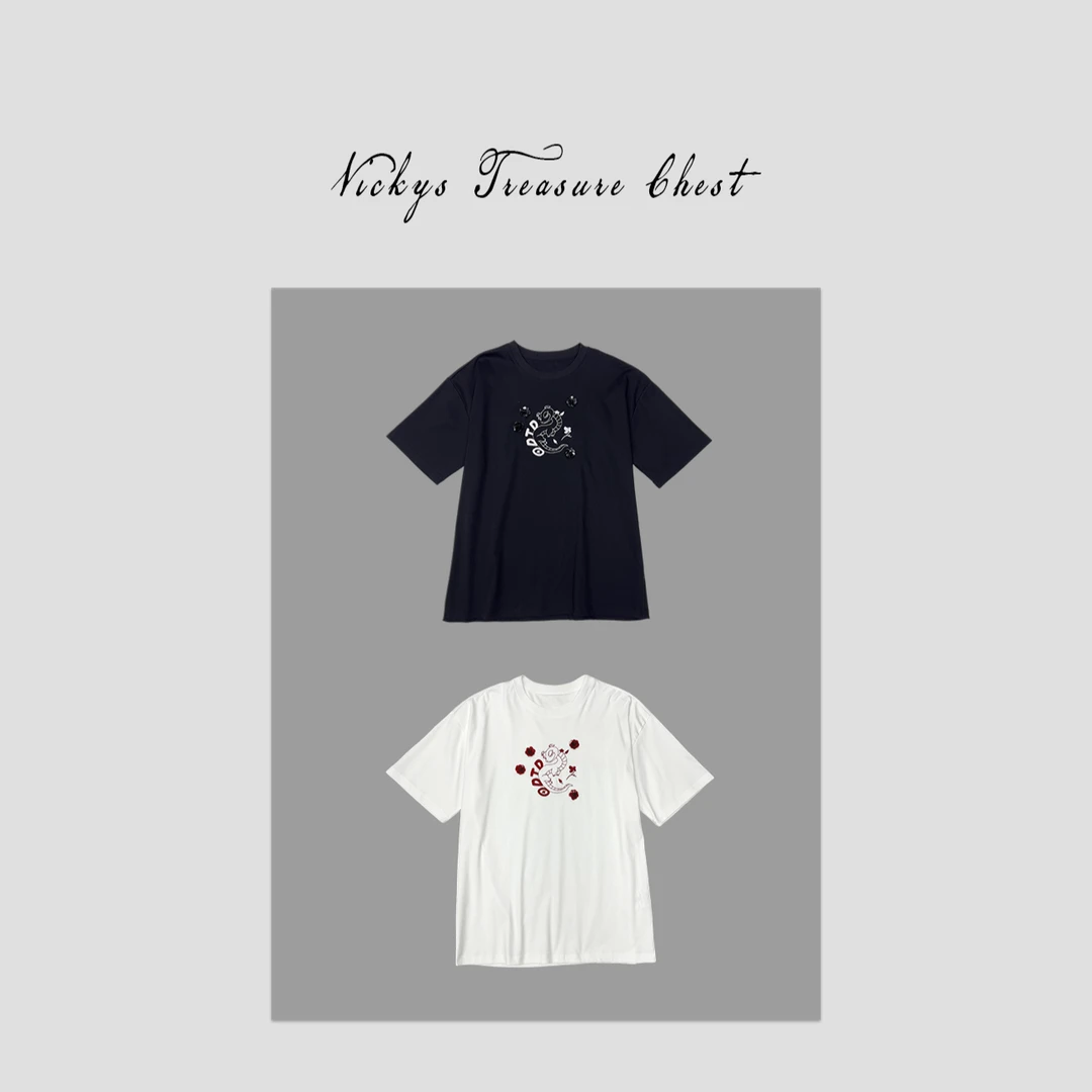 「8231」蛇年大吉 珠片花朵娇娇蛇立体字母刺绣圆领宽松百搭短袖T恤