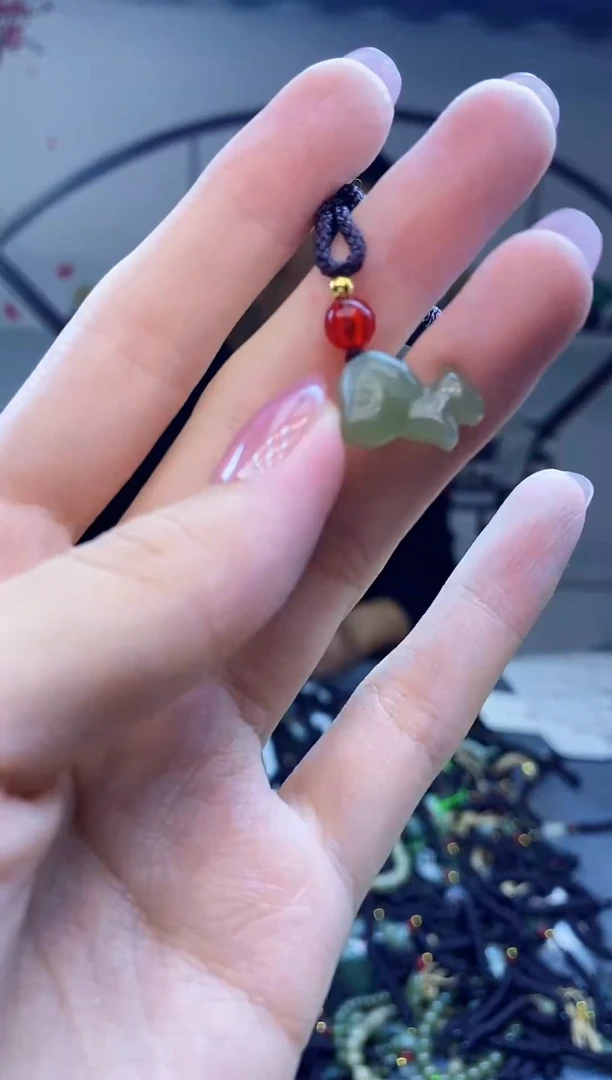 颈饰未镶嵌和田玉多样性发拍一发一