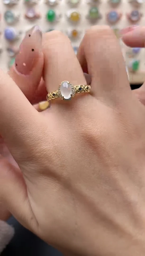 【闪购商品】翡翠戒指银S925镶嵌一物一证一礼盒