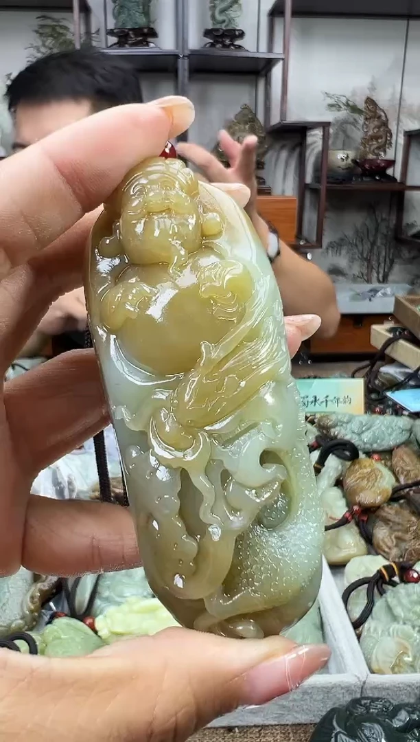 和田玉未镶嵌把件1