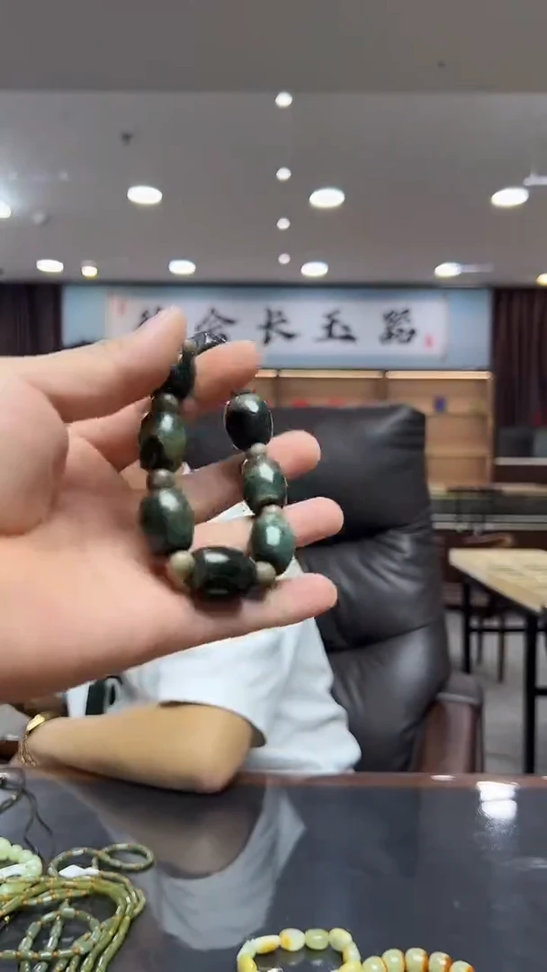 未镶嵌手链岫岩河磨玉（透闪石质玉）桶珠-多样性发货其中发一