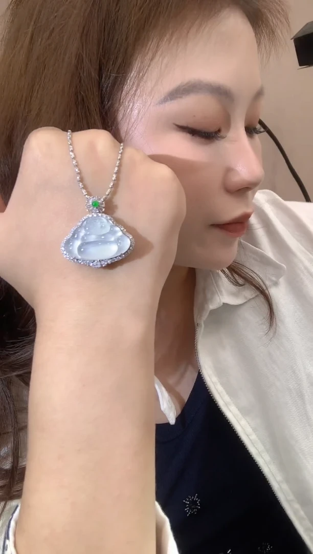 吊坠(不含链)18K金镶嵌翡翠绒****哇19-吊坠