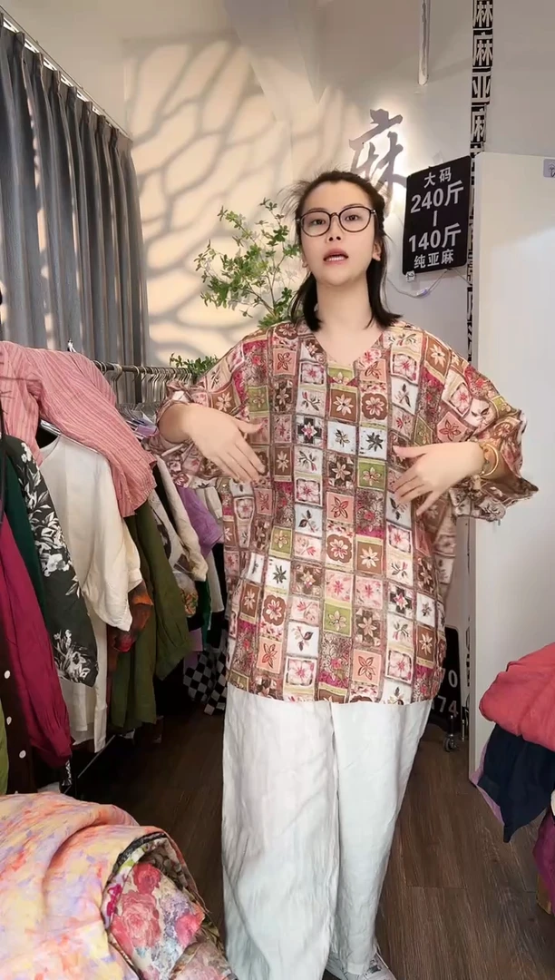 亚麻大码女装系列。